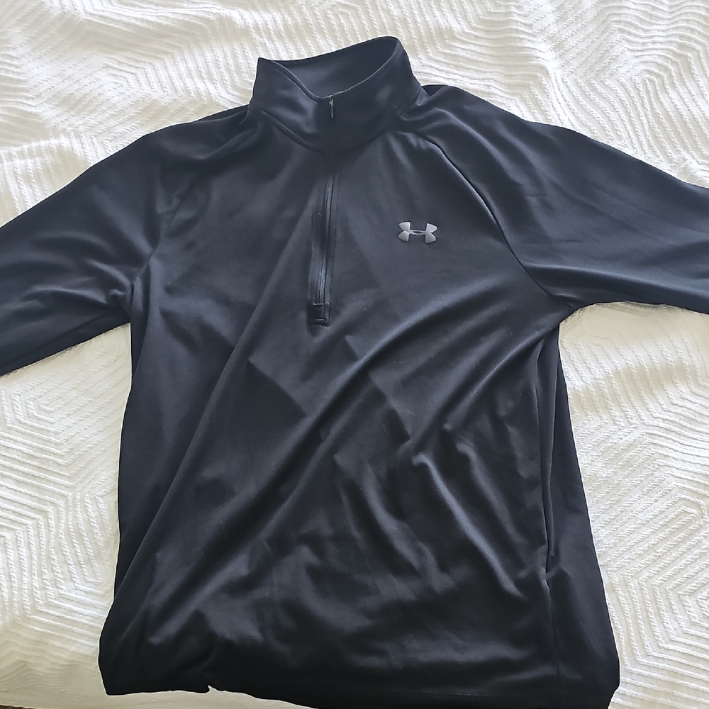 Under Armour Black Performance Pullover